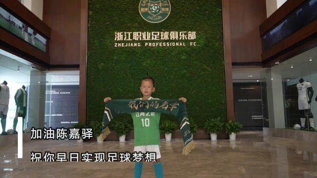 女人巨大乳挤奶水