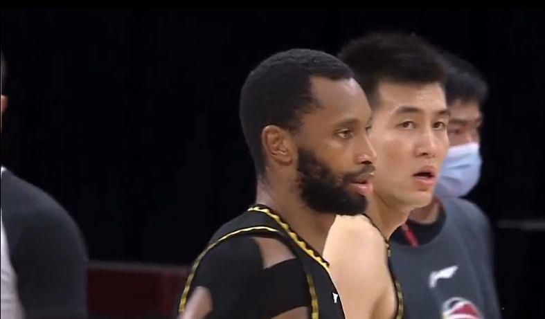 yy4